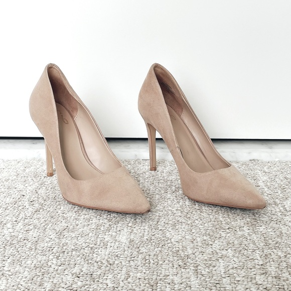 Mix No. 6 Heels 🌹 - Picture 4 of 7